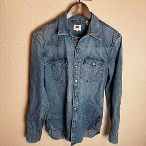 Levi's® Premium Iconic Western Denim Shirt Small